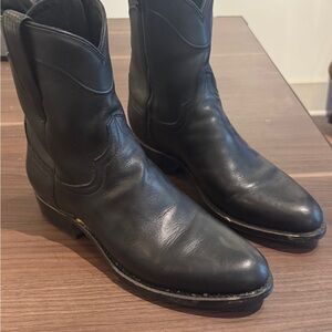Tecovas The Dean black calfskin boots